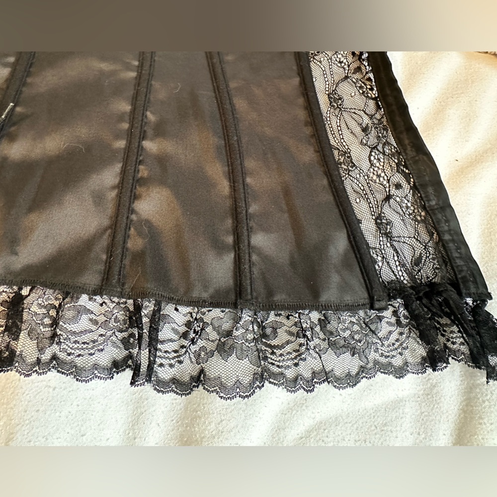 Escante woman’s black corset, size 1X - Picture 3 of 16